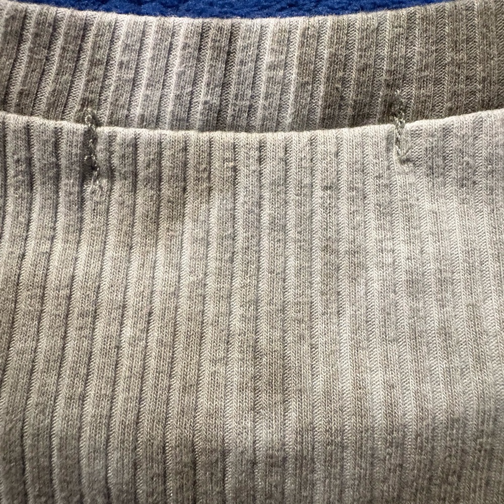 SHEIN  Ribbed Crop Top - Picture 6 of 6